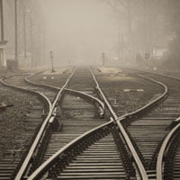 2018-06-27-hrexaminer-article-is-it-time-for-employee-engagement-to-fork-by-paul-hebert-photo-img-cc0-via-pexels-train-tracks-fork-in-road-258510-sq-200px.jpg